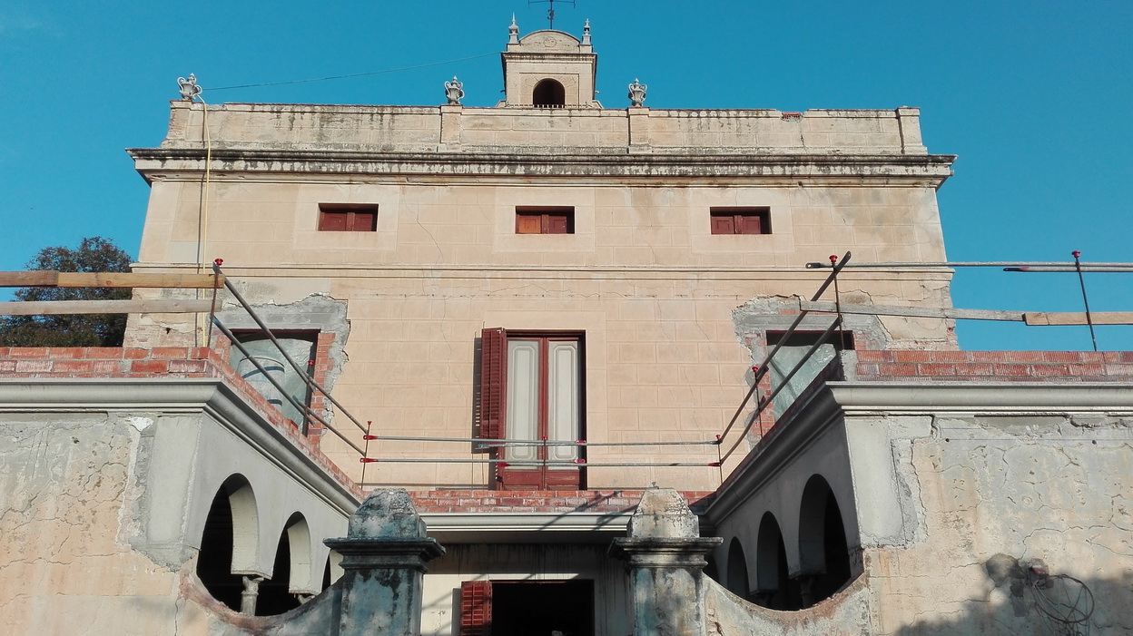 Façana posterior durant els treballs de restauració