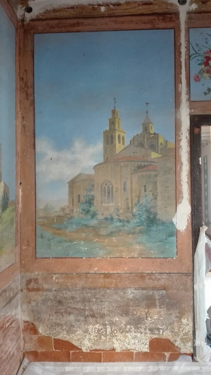 Pintura mural del monestir de Sant Cugat amb pèrdues i despreniments