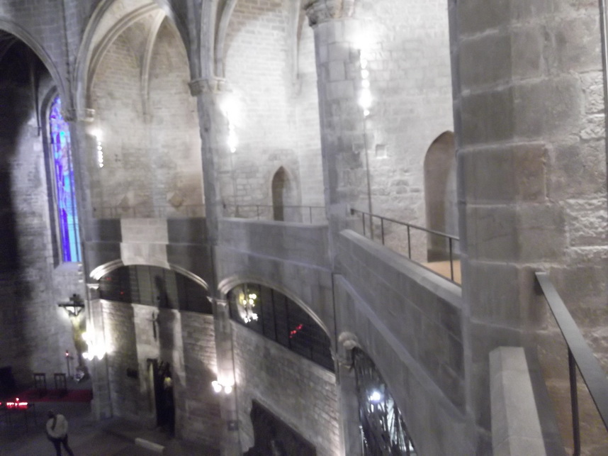 Cantories i arcs de la nau