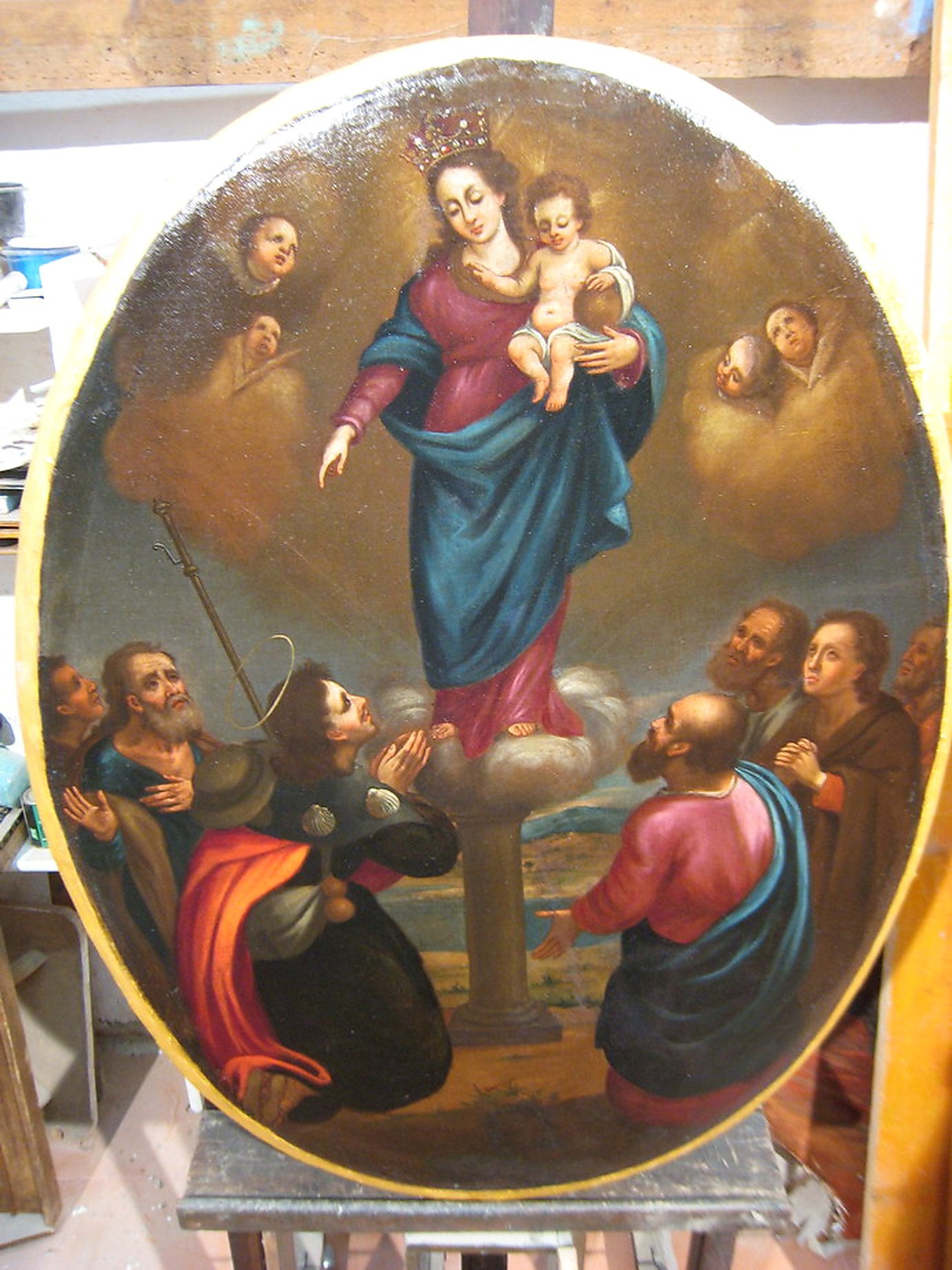 Mare de Déu amb l’Infant i sants després de la restauració — Casa Museu Fundació Maurí