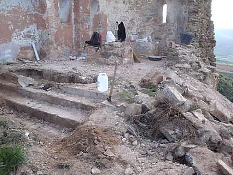 Procés de treball a l'interior de l'església
