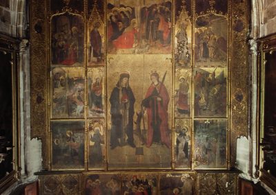 2002 : Restauració del retaule gòtic s. XV de Santa Caterina i Santa Santa LLúcia de Pere Garcia de Benavarri ubicat a la catedral de Barcelona.