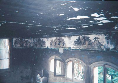 2002 : Arrancament i Restauració de les pintures murals del palau modernista de Puig i Cadefalch actual consulat de Mèxic al passeig de la Bonanova de Barcelona.