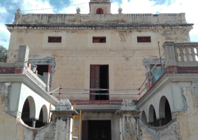 2017 : Desmuntatge, muntatge Restauració de les balustrades del segle XIX de la casa “Can Batalla” a Premià de Dalt (Barcelona). Particular.